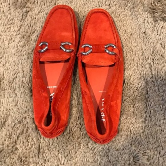 Great looking red suede Prada loafers, size 37 - Picture 1 of 9